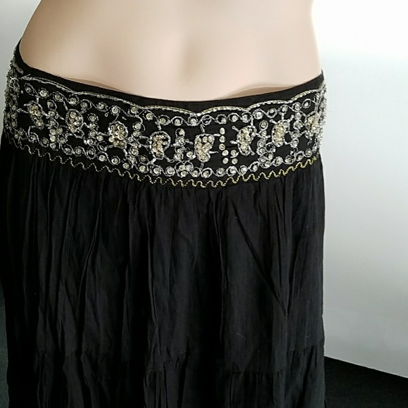 Black cotton tiered skirt - Picture 2 of 4